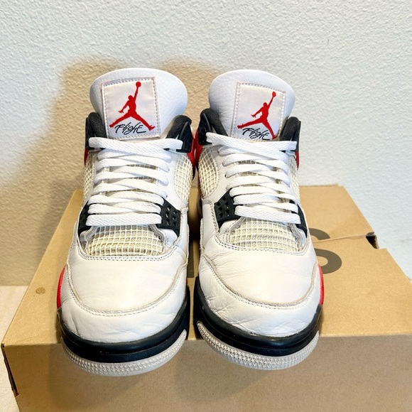 Jordan 4 Retro Red Cement size 9 DH6927-161 2023 PRE-OWNED - Picture 8 of 9